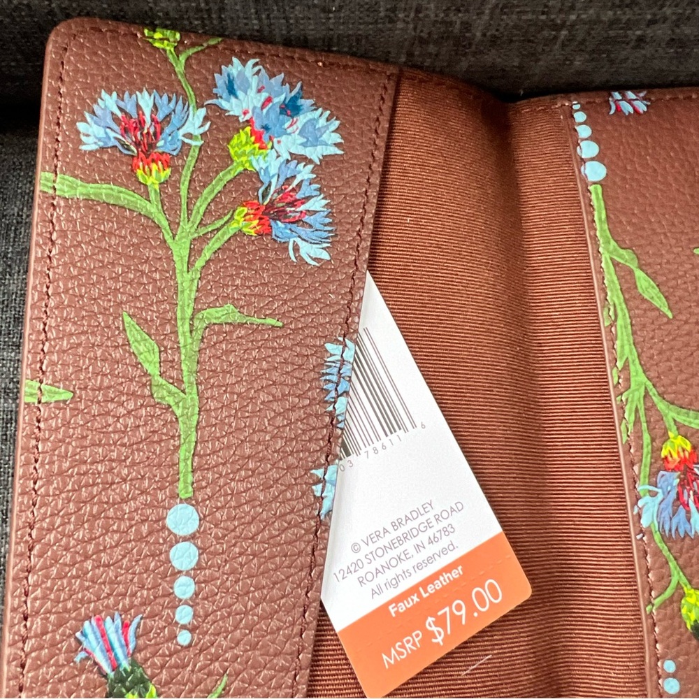 NWT. Vera Bradley Faux Leather Passport Cover. Bachelor Button Dot print. - Picture 6 of 6